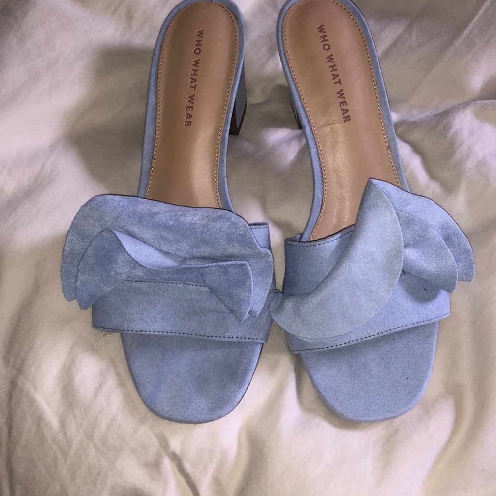 Who What Wear slides